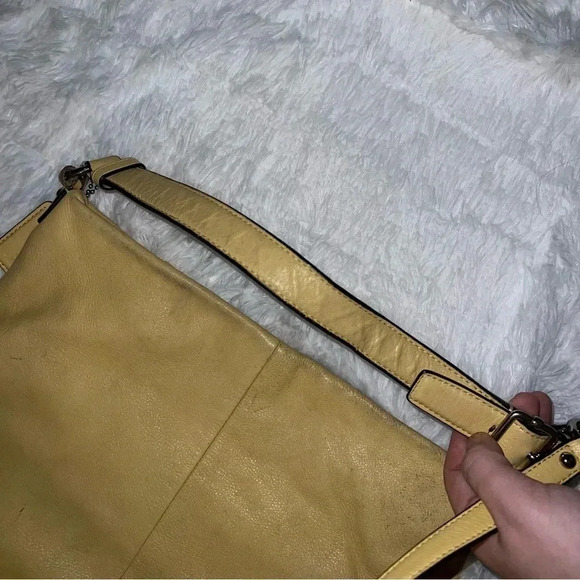 Coach Isabelle Madison Leather Shoulder Bag - Light Yellow Spring SEE PHOTOS - Picture 4 of 8
